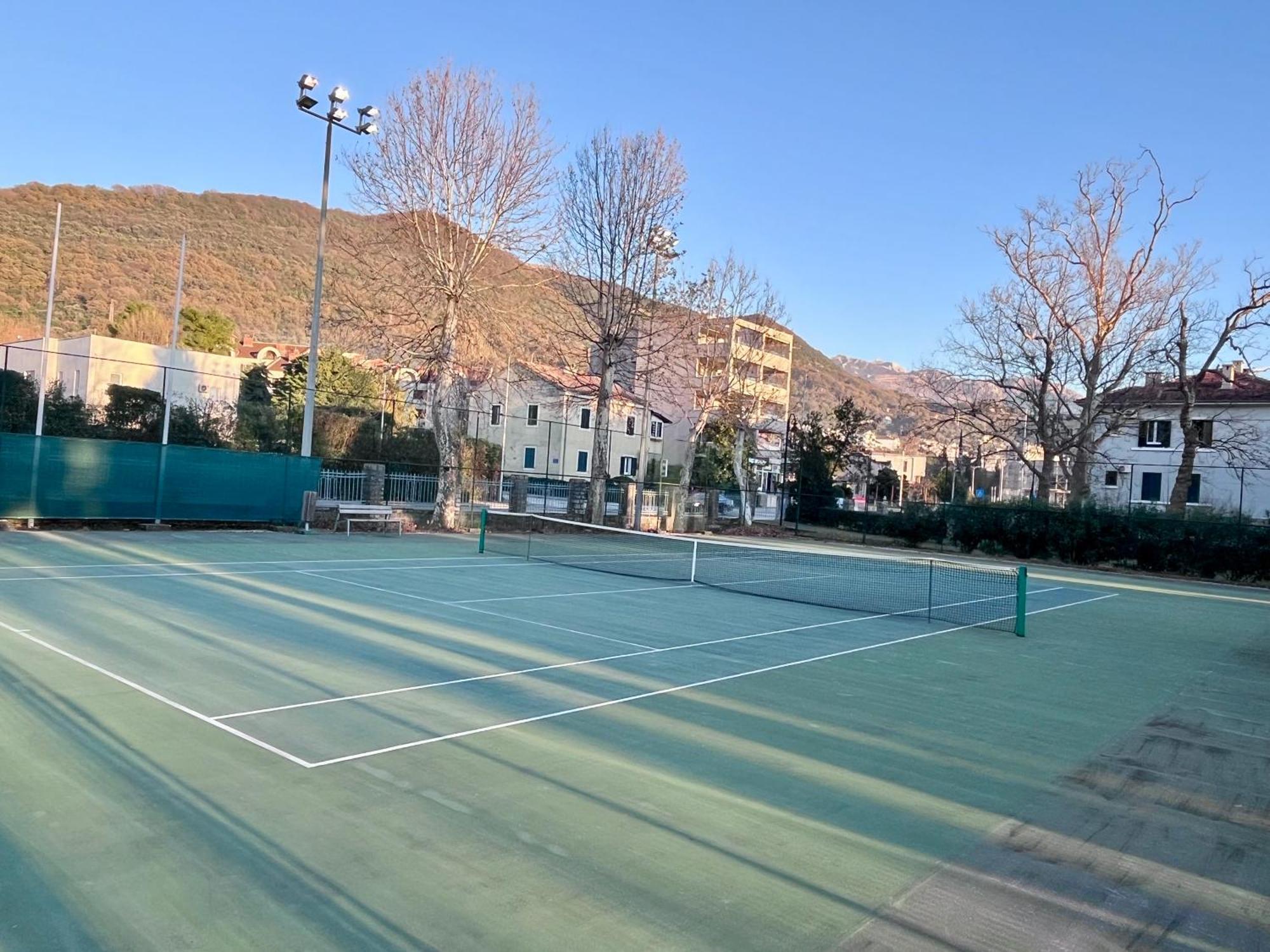 Tivat Apartments Exterior photo