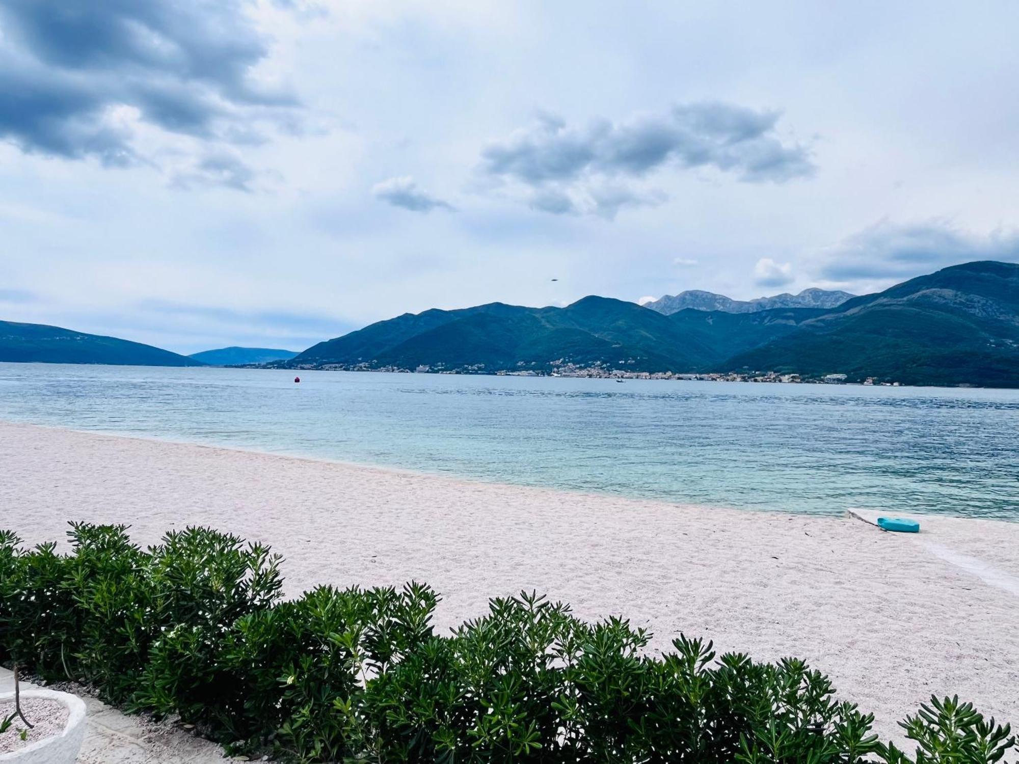 Tivat Apartments Exterior photo