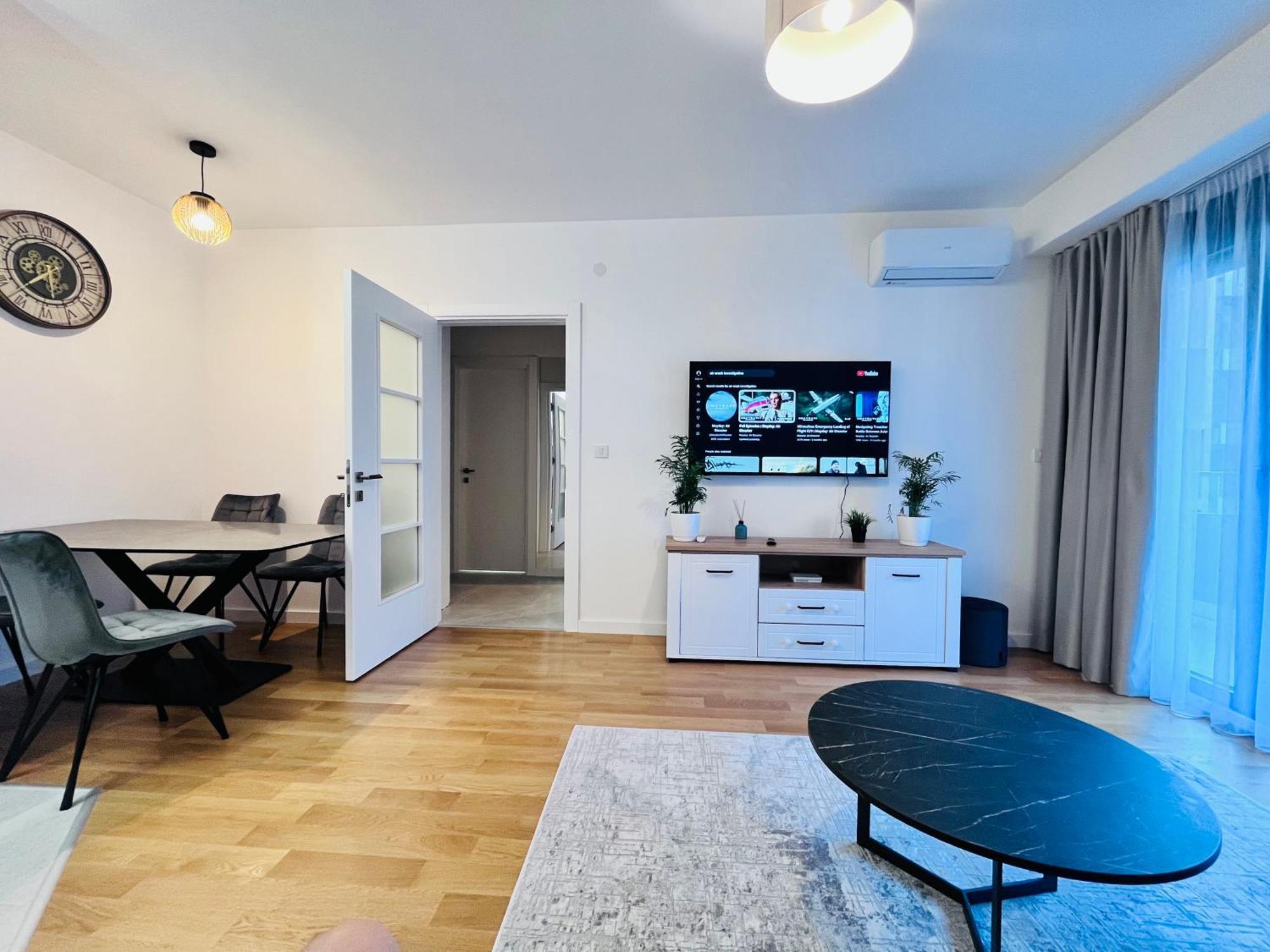 Tivat Apartments Exterior photo